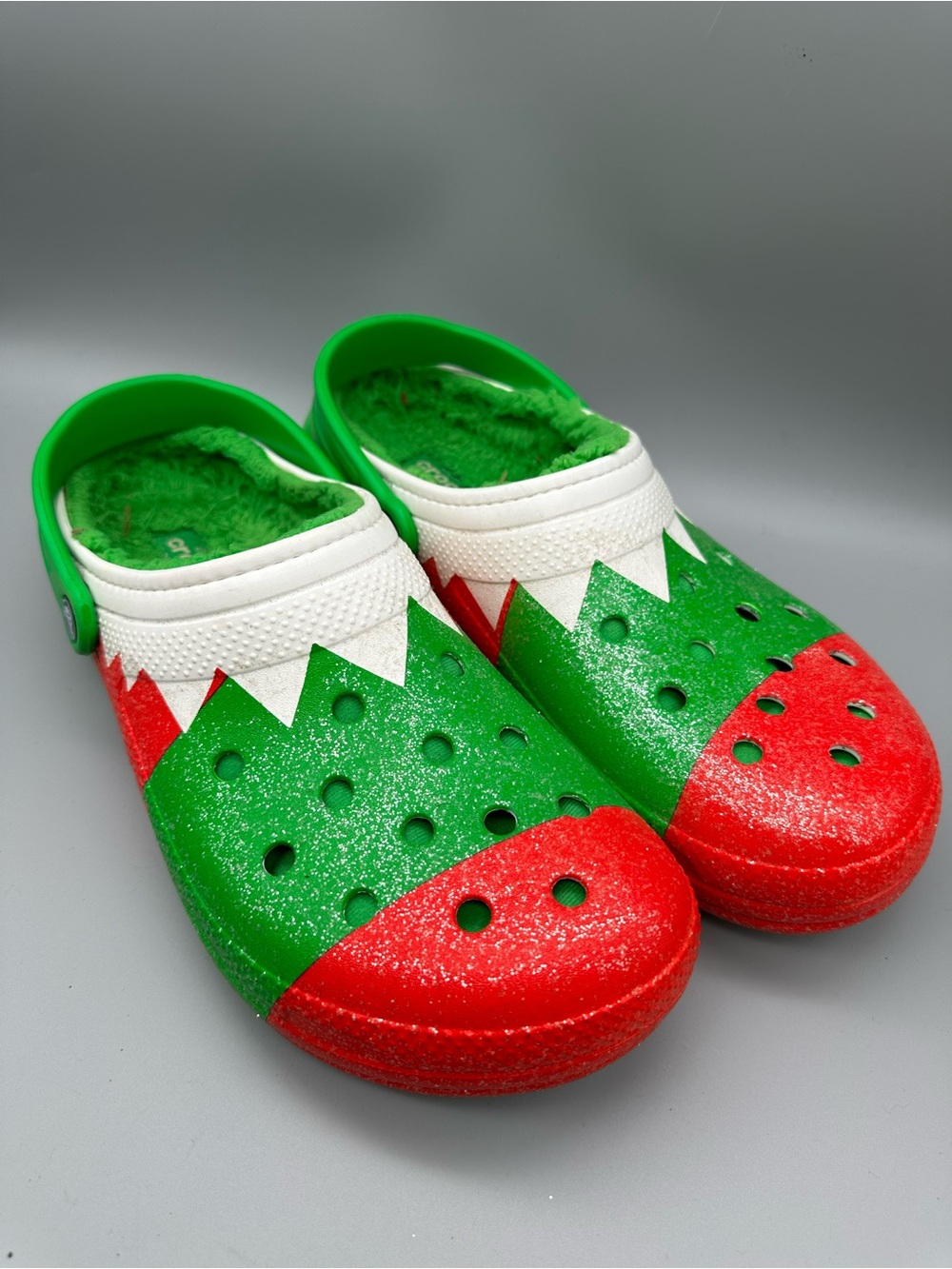 Crocs Classic Lined Clogs Mens 12 Christmas Elf Red Green Glitter Faux Fur Clog